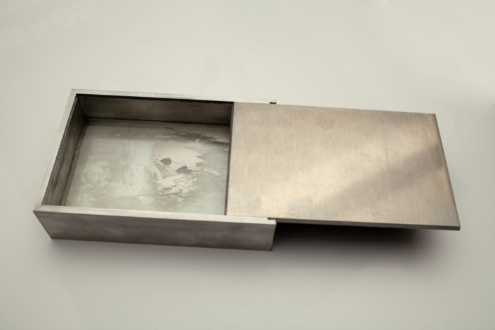 Guillaume Krattinger, Petite Epiphanie, 2014, boite en aluminium et ambrotype, 16 x 11 x 4 cm